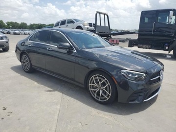 Mercedes Klasa E W213 2021 Mercedes-Benz Klasa E 350 2021 2.0l 2.0 Benzyna 255KM, zdjęcie 4
