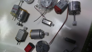 SILNICZEK silnik ZESTAW 20 szt różnych silniczków