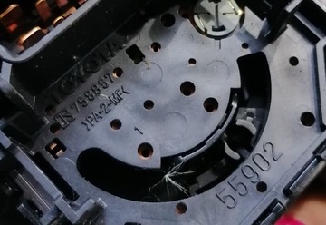 DAIHATSU TERIOS 06R - PANEL PŘEPÍNAČ ŘÍZENÍ 758857