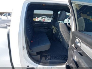  RAM 1500 2021r., Lone Star, od ubezpieczalni 5.7 Benzyna 395KM, zdjęcie 9