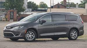 КРЫШКА ДВИГАТЕЛЯ CHRYSLER PACIFICA 2017-