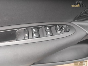 Citroen C4 II Hatchback 5d 1.6 16v VTi 120KM 2011 Citroen C4 1,6 16V 120KM klimatronik alu grz.fotele. oplacony 1.6 Benzyna, zdjęcie 12