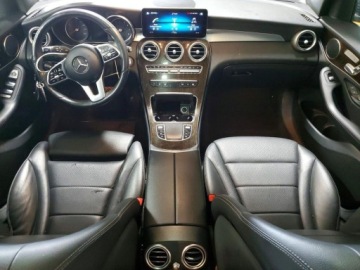 Mercedes GLC C253 2021 Mercedes-Benz GLC 2021 MERCEDES-BENZ GLC 300 4MATIC 2.0 Benzyna 250KM, zdjęcie 7