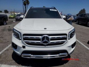 Mercedes GLB 2022 Mercedes-Benz GLB 2022 r., 2,0L GLB 250 4MATIC 2.0 Benzyna 221KM, zdjęcie 1