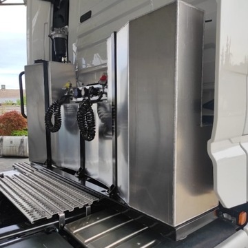 ТОПЛИВНЫЙ БАК ЗА КАБИНОЙ