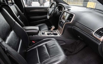 Jeep Grand Cherokee IV Terenowy Facelifting 2016 3.0 CRD 250KM 2017 Jeep Grand Cherokee 3.0D 250Ps Ledy Xenony Panorama Navi Alkantara 1Wl. Su, zdjęcie 7