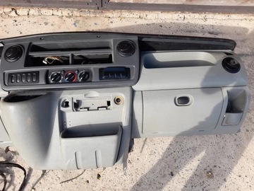 KONZOLA DESKA RENAULT MASTER II FACELIFT 2.5DCI
