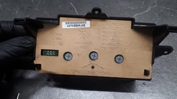 4685368AC DISPLEJ CHRYSLER VOYAGER III