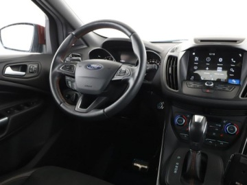 Ford Kuga II SUV Facelifting 2.0 Ecoboost 242KM 2018 Ford Kuga 2.0EcoBoost Automat ST-Line Navi, zdjęcie 15