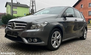 Mercedes Klasa B W246 Sports Tourer Facelifting 1.6 180 BlueEFFICIENCY Edition 122KM 2018 Mercedes-Benz Klasa B 1.6 Benzyna 122KM