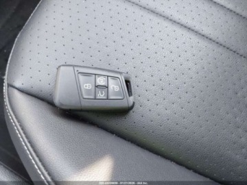 Volkswagen Tiguan II 2022 Volkswagen Tiguan 2022 Volkswagen Tiguan 2.0T SE R-Line Black FWD 2.0 184KM, zdjęcie 13