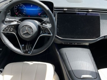 Mercedes Klasa E W214 Sedan 2.0 200 204KM 2025 E Klasa 200 4-Matic Avantgarde 2.0 (204KM) 2025, zdjęcie 9