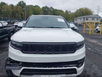 Jeep Wagoneer II 2022 Jeep Grand Wagoneer Series II Obsidian 2022 6.4l 6.4 Benzyna 471KM, zdjęcie 7