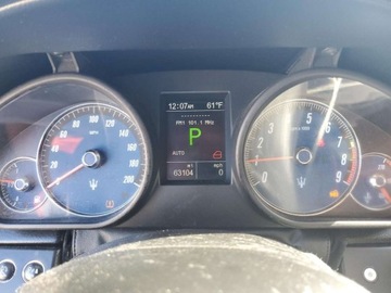 Maserati Quattroporte I 4.2 i 400KM 2011 Maserati Quattroporte Maserati Quattroporte 4.2 Benzyna 400KM, zdjęcie 8