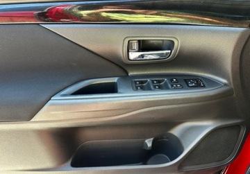 Mitsubishi Outlander III SUV Facelifting 2017 2.0 150KM 2020 Mitsubishi Outlander 2,0 Benzyna 150 KM 7-osob Automat Salon PL Serwis GWA, zdjęcie 18