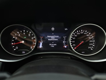 Jeep Compass II SUV 1.4 MultiAir 140KM 2019 Jeep Compass 1.4 MultiAir, Salon Polska, Skóra, zdjęcie 10