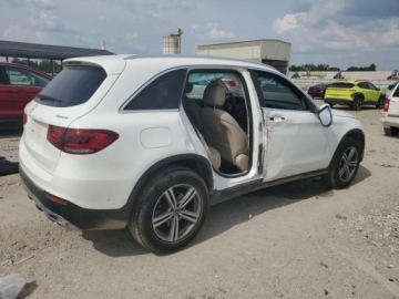 Mercedes GLC C254/X254 2022 Mercedes-Benz GLC 300 4Matic 2022 2.0l 2.0 Benzyna 255KM, zdjęcie 3