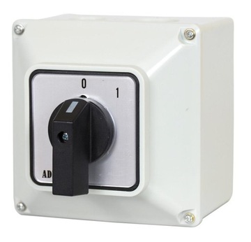 ŁĄCZNIK KRZYWKOWY 25A 0-1 3F W OBUDOWIE IP65