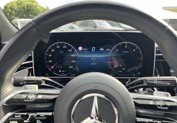 Mercedes Klasa E W214 2024 Mercedes-Benz Klasa E 220d 4MATIC Sedan Gwarancja do 2029 roku AMG Line, zdjęcie 9