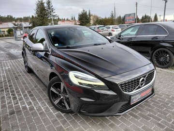 Volvo V40 II 2018 Volvo V40 R Design Automat Navi Kamera Led 1.5 Benzyna 122KM, zdjęcie 2