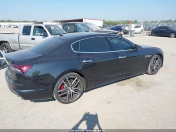 Maserati Quattroporte II 2022 Maserati Quattroporte Modena, 2022r., 3.0L 3.0 Benzyna 424KM, zdjęcie 4