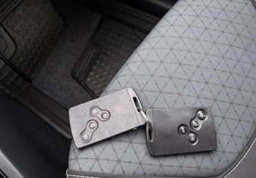 Renault Clio IV Grandtour  0.9 ENERGY Tce 90KM 2013 Renault Clio 0.9B 90KM bezwypadkowy-orginalny lakier naglosnienie BOSS, zdjęcie 28