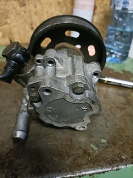 AUDI A3 8L 1.9 TDI ČERPADLO SERVA 038145157