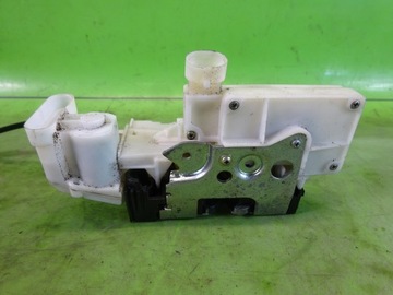 ZÁMEK DVEŘE PRAVÝ ZADNÍ LANCIA THESIS 03R