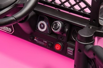 ND24_15766 Auto Na Akumulator Toyota FJ Różowe 4x4 5905679072745