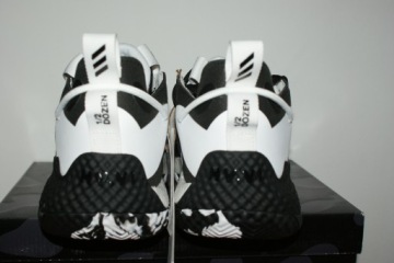 БАСКЕТБОЛЬНЫЕ КРОССОВКИ ADIDAS HARDEN VOL.6 GV8704 38