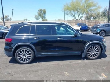 Mercedes GLB 2021 Mercedes-Benz GLB 2021 Mercedes-Benz GLB GLB 250 SUV 2.0 Benzyna 221KM, zdjęcie 11