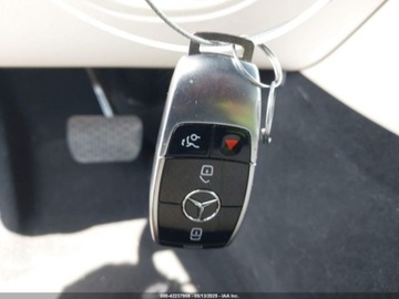 Mercedes Klasa E W213 2022 Mercedes-Benz Klasa E Mercedes-Benz E-Class 350 2.0 Benzyna 255KM, zdjęcie 10