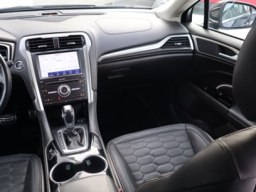 Ford Mondeo V Kombi Facelifting 2.0 Hybrid 187KM 2020 Ford Mondeo 2.0 Hybrid, Automat, Skóra, Navi, zdjęcie 7