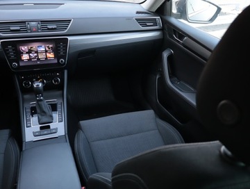 Skoda Superb III Kombi Facelifting 2.0 TSI 190KM 2020 Skoda Superb 2.0 TSI, Salon Polska, 1. Właściciel, zdjęcie 7