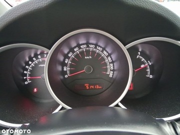 Kia Venga Mikrovan Facelifting 1,6 DOHC CVVT  125KM 2019 Kia Venga Kia Venga 1.6 M 1.6 Benzyna 125KM, zdjęcie 13