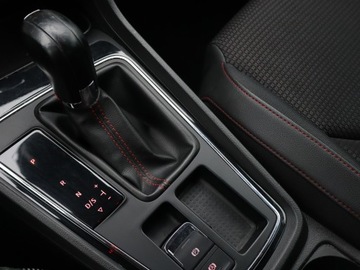 Seat Leon III ST Facelifting 2.0 TDI 150KM 2018 Seat Leon 2.0 TDI, DSG, Skóra, Navi, Klima, zdjęcie 12