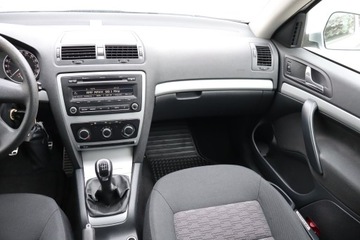 Skoda Octavia II Kombi 1.4 TSI 122KM 2012 Skoda Octavia 1.4 TSI, Salon Polska, Klima, zdjęcie 7