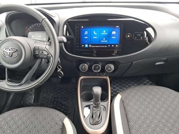 Toyota Aygo X 1.1 VVT-i 72KM 2024 Toyota Aygo X Toyota Aygo X 1.0 VVT-i Style CVT, 1 wlasciciel, Gwarancja,, zdjęcie 2