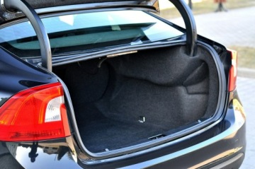 Volvo S60 II Sedan 2.0 D3 163KM 2012 Volvo S60 2.0 163 KM D3 Automat Navi Parktronik, zdjęcie 10