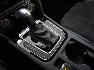 Volkswagen Arteon Fastback Facelifting 2.0 TSI 190KM 2022 Volkswagen Arteon Shooting Brake R-line 2,0 TSI /, zdjęcie 18