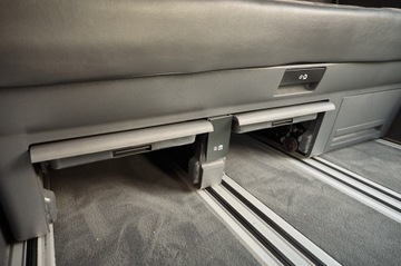 Volkswagen Multivan T6 2013 VOLKSWAGEN MULTIVAN T5 Edition 25 Camper materac Bagażnik na 4 rowery, zdjęcie 28