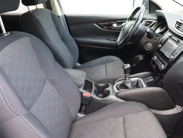 Nissan Qashqai II Crossover 1.2 DIG-T 115KM 2016 Nissan Qashqai 1.2 DIG-T, Salon Polska, Navi, zdjęcie 6