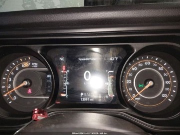 Jeep Wrangler IV 2024 Jeep Wrangler 4-Door Sport S 2024 3.6 Benzyna 285KM, zdjęcie 11