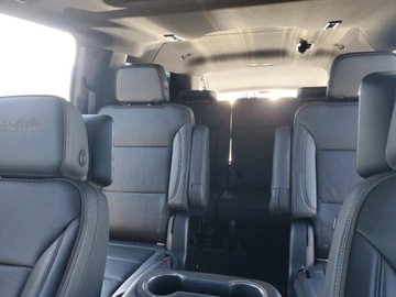 Chevrolet Suburban GMT900 2021 Chevrolet Suburban K1500 High Country 2021 6.2l 6.2 Benzyna 420KM, zdjęcie 11