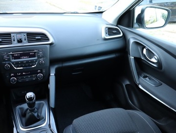 Renault Kadjar Crossover 1.2 Energy TCe 130KM 2015 Renault Kadjar 1.2 TCe, Salon Polska, Serwis ASO, zdjęcie 7