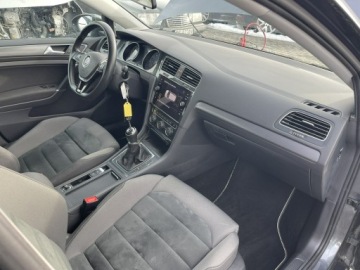 Volkswagen Golf VII Variant Facelifting 1.5 TSI BMT 130KM 2020 Volkswagen Golf Podgrz Klimatronik Czujniki park., zdjęcie 9