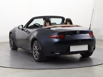 Mazda MX-5 IV Soft Top Facelifting 2023 1.5 SKY-G 132KM 2024 Mazda MX-5 1.5 Skyactiv G, Salon Polska, zdjęcie 3