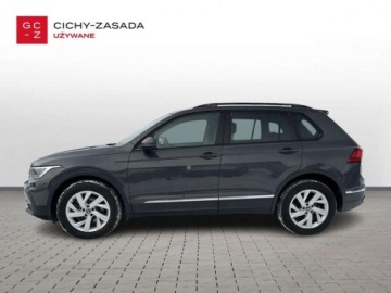Volkswagen Tiguan II SUV Facelifting 2.0 TSI 190KM 2022 Volkswagen Tiguan Salon PL, FV23, 4motion ACC od Dealera 2.0 Benzyna, zdjęcie 7