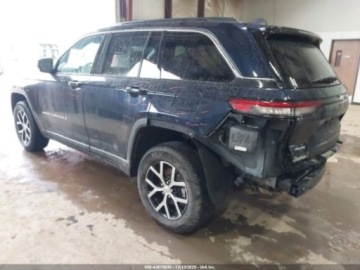 Jeep Grand Cherokee V 2024 Jeep Grand Cherokee 2024 r., 3,6L LIMITED 4X4 3.6 Benzyna 293KM, zdjęcie 3