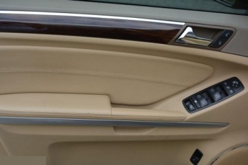 Mercedes Klasa GL X164 Off-roader Facelifting 450 340KM 2011 Mercedes GL 450 340 KM 4Matic 7G-TRONIC 2011r, zdjęcie 14